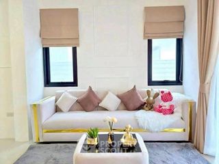 For rent 5 bedrooms house in Bang Lamung, Chonburi
