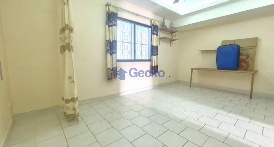For sale 2 bedrooms house in East Pattaya, Pattaya