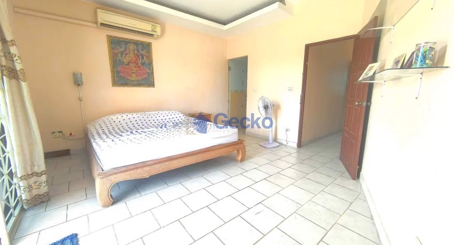 For sale 2 bedrooms house in East Pattaya, Pattaya