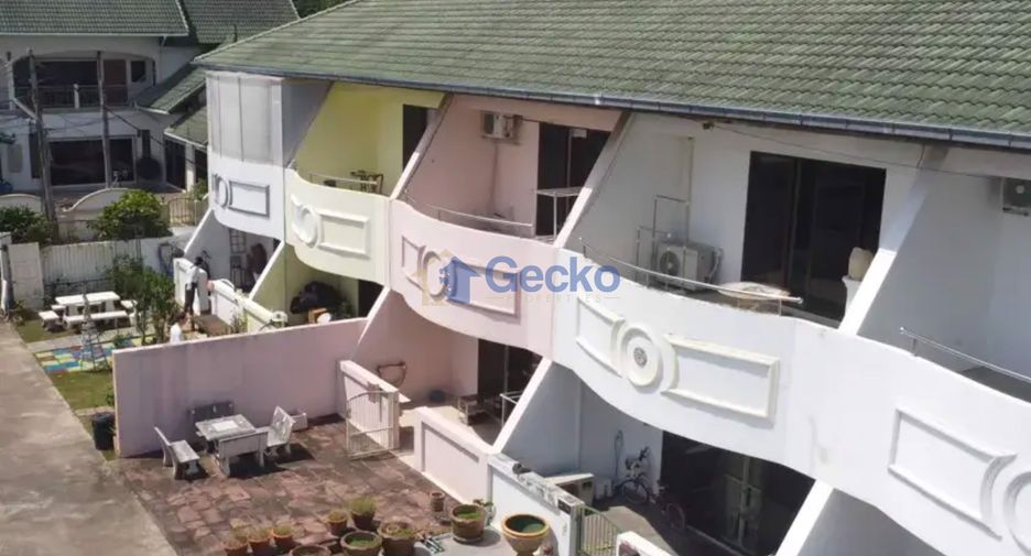 For sale 2 bedrooms house in East Pattaya, Pattaya