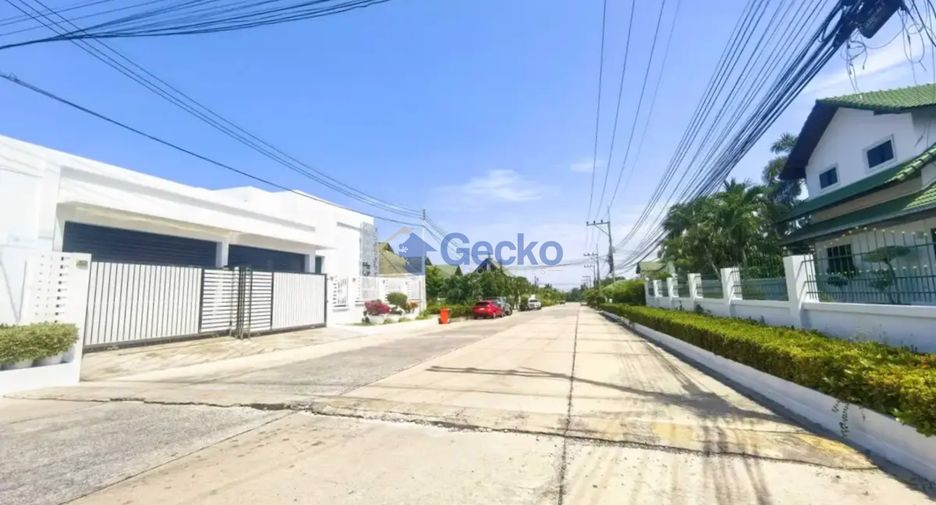 For sale 2 bedrooms house in East Pattaya, Pattaya