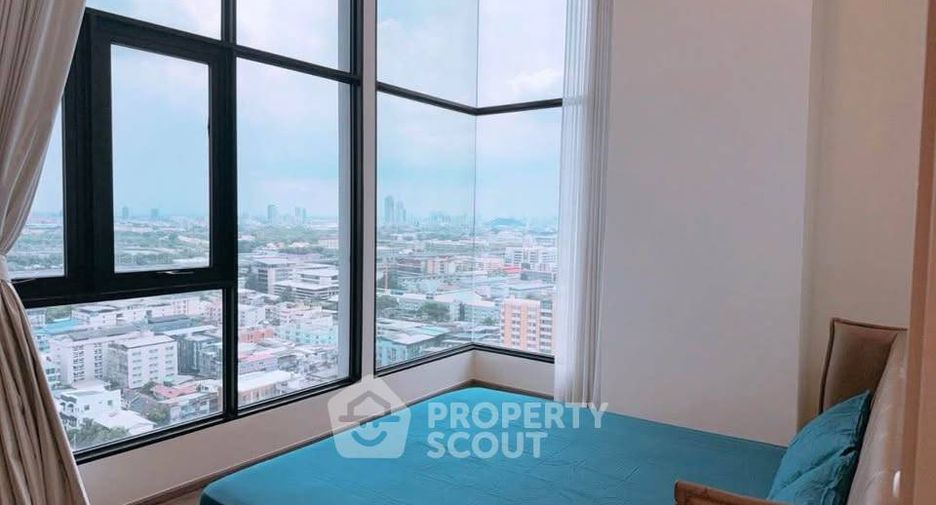 For rent 3 bedrooms condo in Ratchathewi, Bangkok