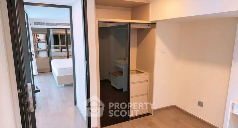 For rent 3 bedrooms condo in Ratchathewi, Bangkok