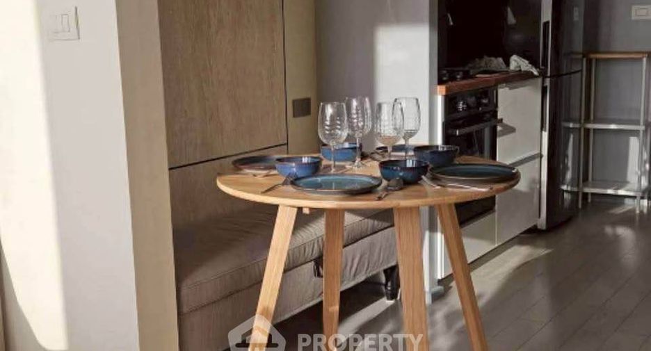 For rent 1 bed condo in Pathum Wan, Bangkok
