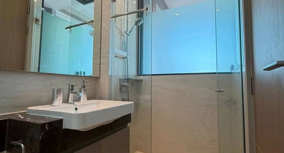 For rent 1 bed condo in Bang Rak, Bangkok