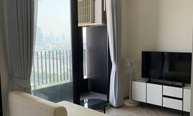 For rent 1 bed condo in Khlong San, Bangkok