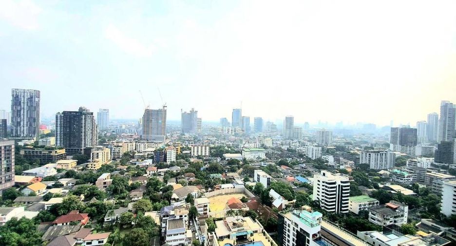 Condo en alquiler de 1 habitaciones en Khlong Toei, Bangkok