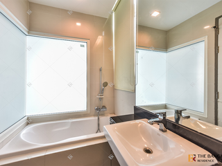 Condo en alquiler de 2 habitaciones en Ratchathewi, Bangkok