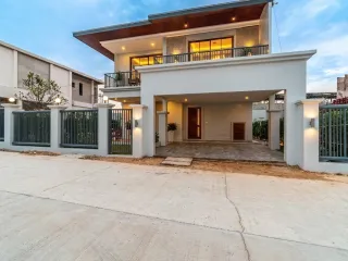For sale 3 bedrooms house in Bang Lamung, Chonburi