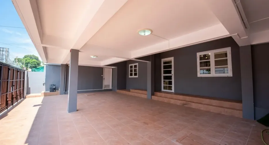 Casa en venta de 10 habitaciones en Jomtien, Pattaya