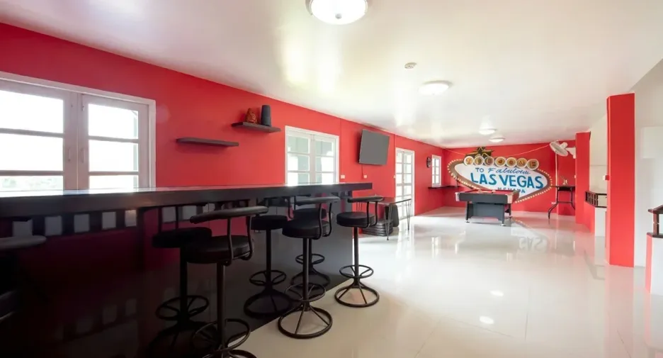 Casa en venta de 10 habitaciones en Jomtien, Pattaya