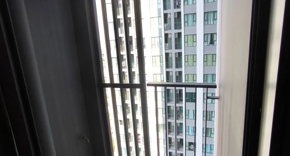 For rent studio condo in Khlong Toei, Bangkok