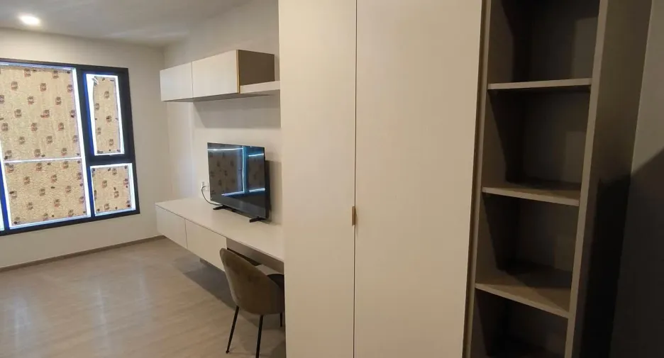 For rent studio condo in Khlong Toei, Bangkok