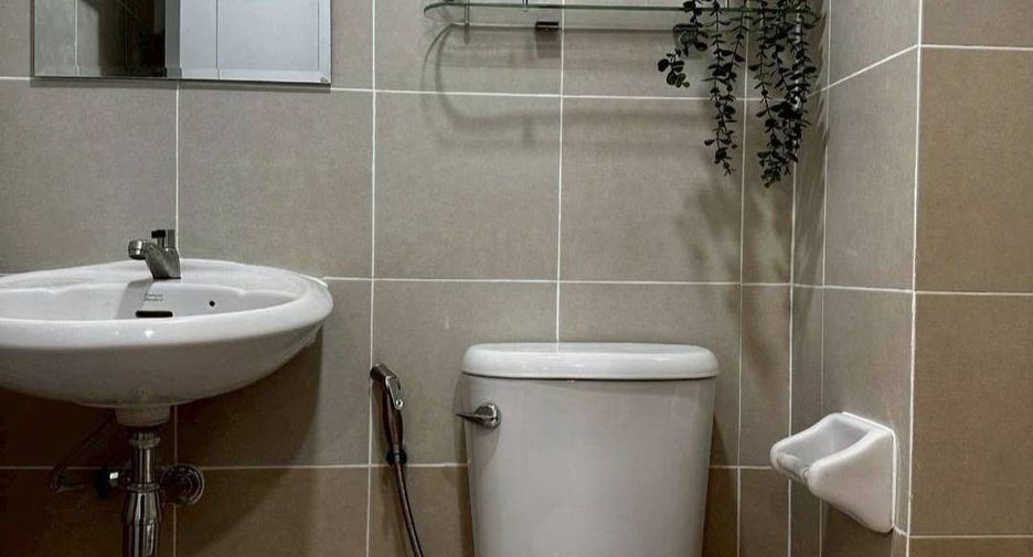 Продажа 1 кровать кондо в Щанг Тхонгланг, Бангкок
