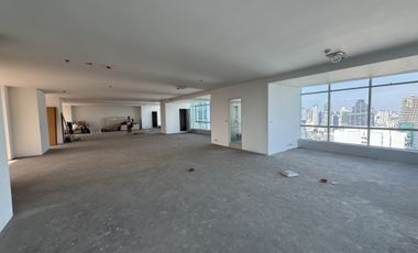 Condo en venta de 4 habitaciones en Sathon, Bangkok