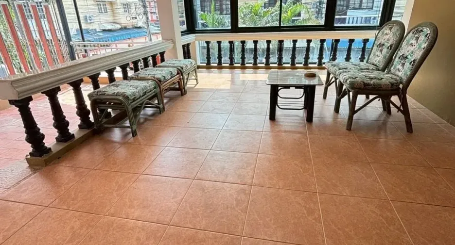 For rent 3 bedrooms villa in Central Pattaya, Pattaya