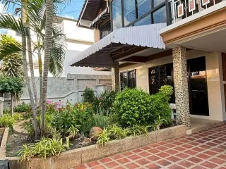 ให้เช่า 3 ห้องนอน วิลล่า ใน บางละมุง, ชลบุรี