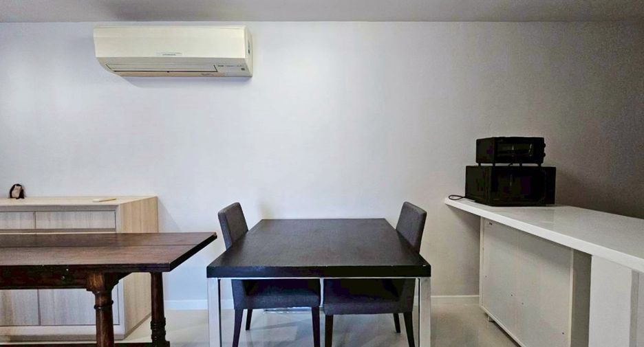 À louer 1 chambre condo à Khlong Toei, Bangkok