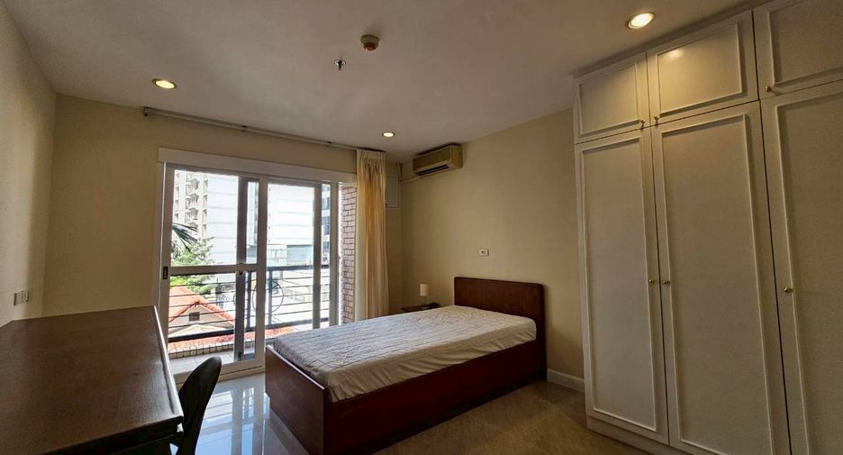 À louer 3 chambres condo à Khlong Toei, Bangkok