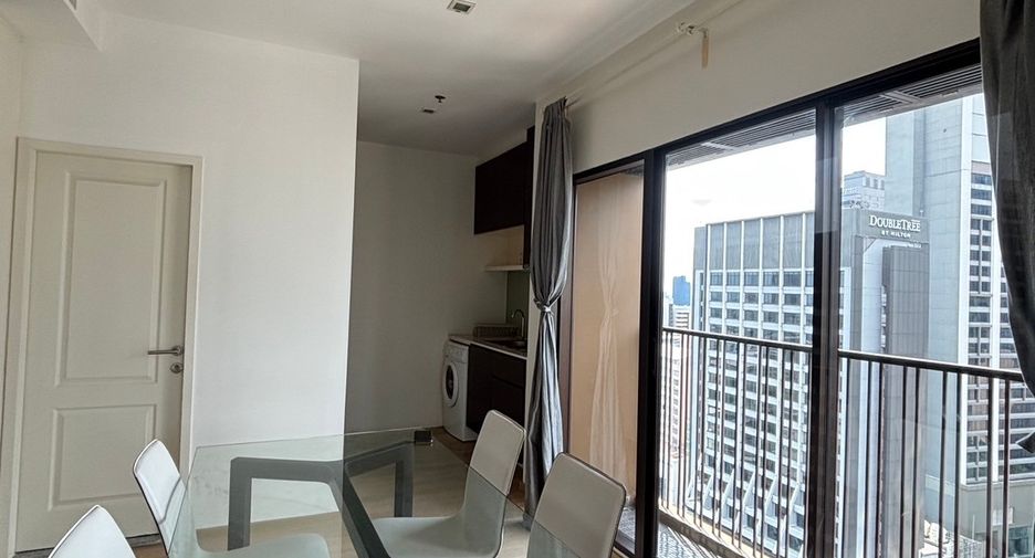 À louer 2 chambres condo à Khlong Toei, Bangkok