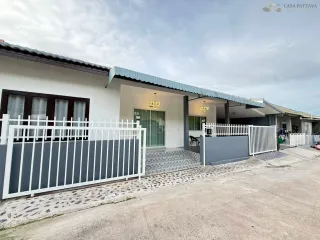 Villa zum Kauf mit 3 Zimmer in Bang Lamung, Chonburi
