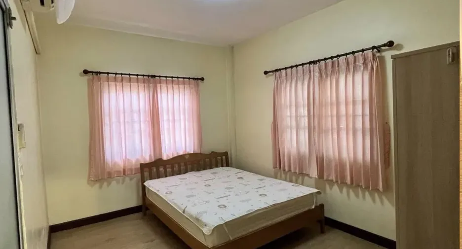 À louer 2 chambres villa à Hang Dong, Chiang Mai