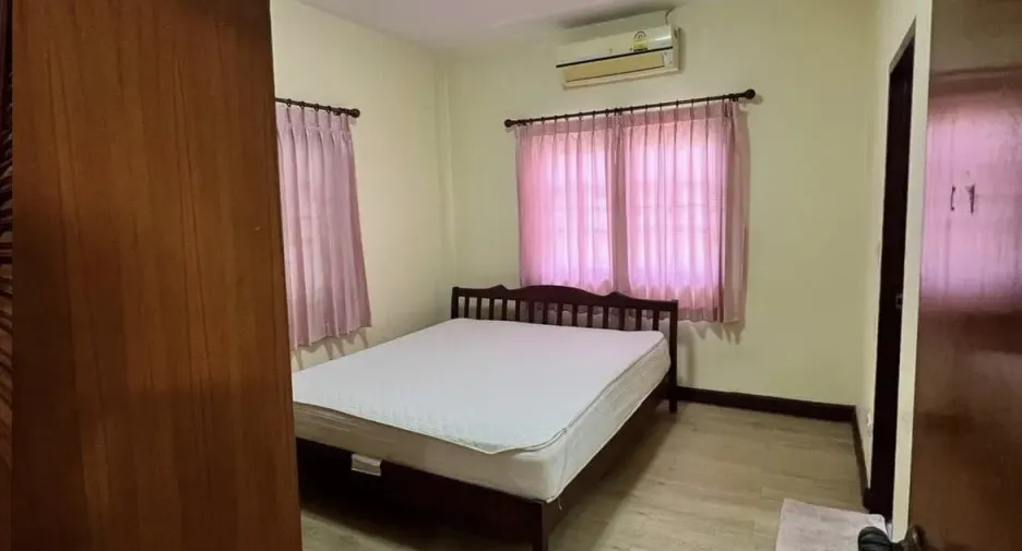 À louer 2 chambres villa à Hang Dong, Chiang Mai