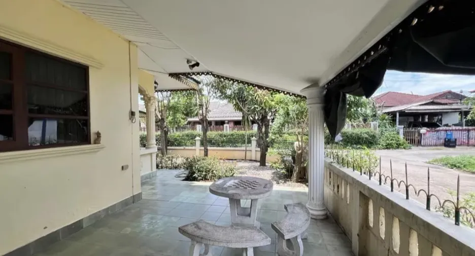 À louer 2 chambres villa à Hang Dong, Chiang Mai