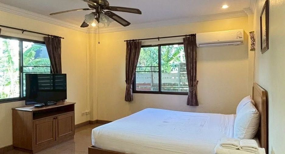 For rent 5 bedrooms villa in Central Pattaya, Pattaya