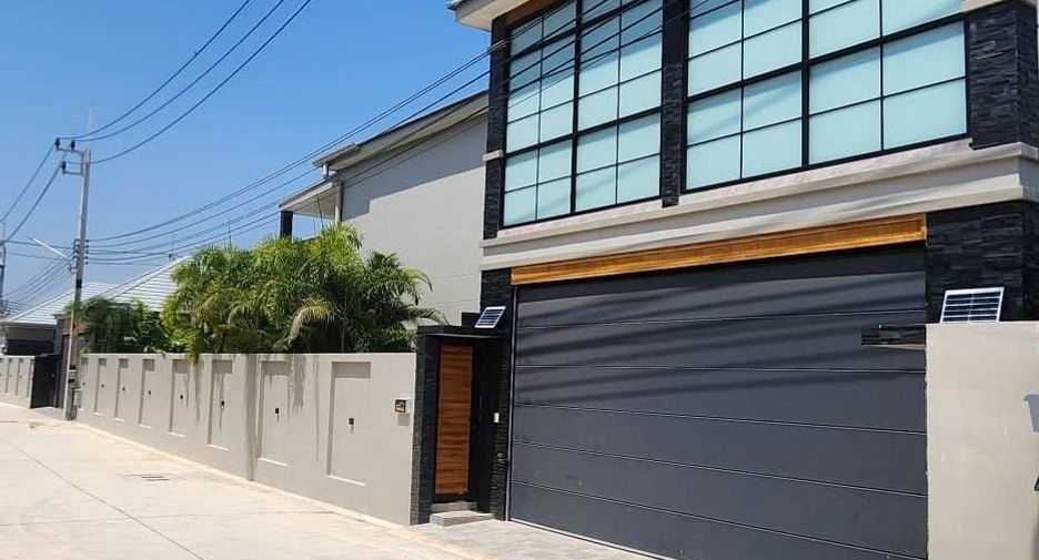 For sale and for rent 5 bedrooms villa in Bang Lamung, Chonburi