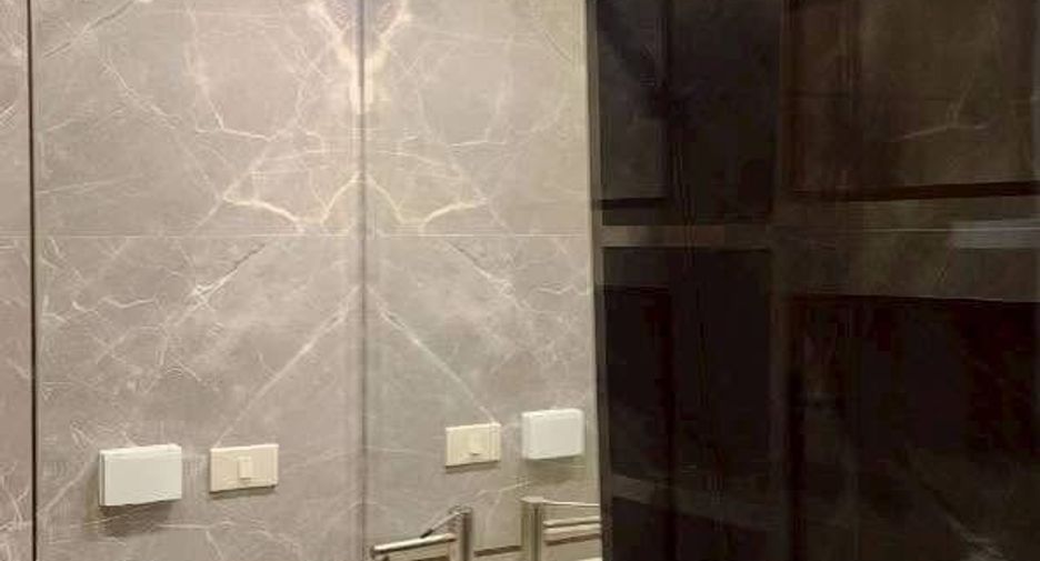 For sale and for rent 5 bedrooms villa in Bang Lamung, Chonburi