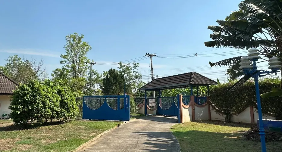 For sale 5 bedrooms villa in Saraphi, Chiang Mai