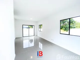 À vendre 3 chambres maison à Krathum Baen, Samut Sakhon