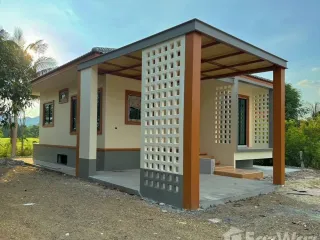 Продажа 2 спальни дом в Mueang Lop Buri, Lopburi