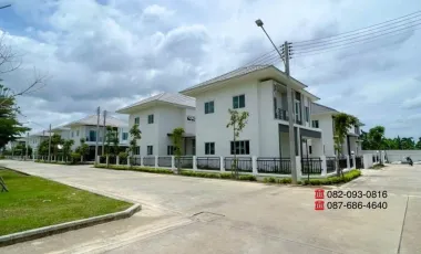 Casa en venta de 4 habitaciones en Krathum Baen, Samut Sakhon