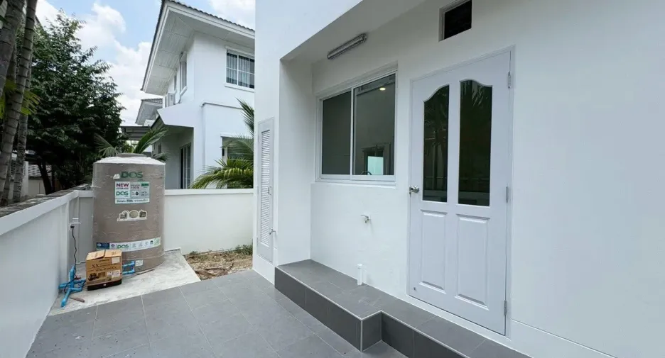 Casa en venta de 3 habitaciones en Bang Kruai, Nonthaburi