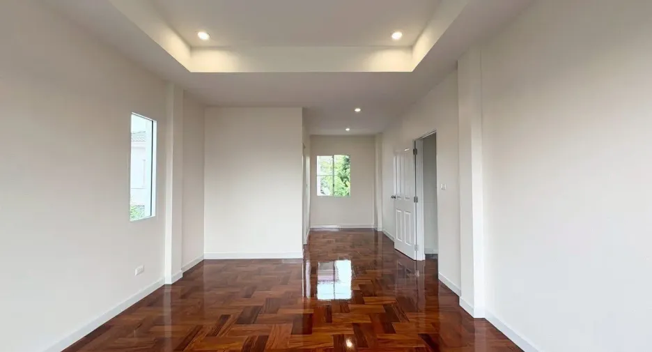 Casa en venta de 3 habitaciones en Bang Kruai, Nonthaburi