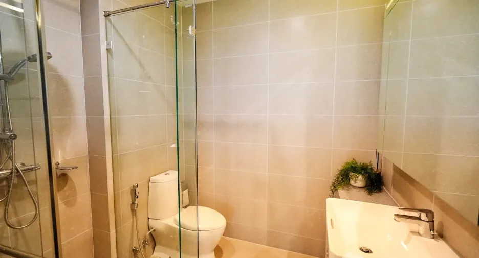 Wohnung zur Miete mit 1 Zimmer in Pathum Wan, Bangkok