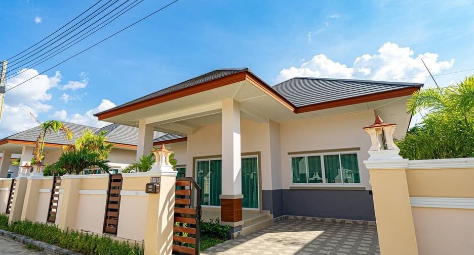 À vendre 4 chambres maison à Huay Yai, Pattaya