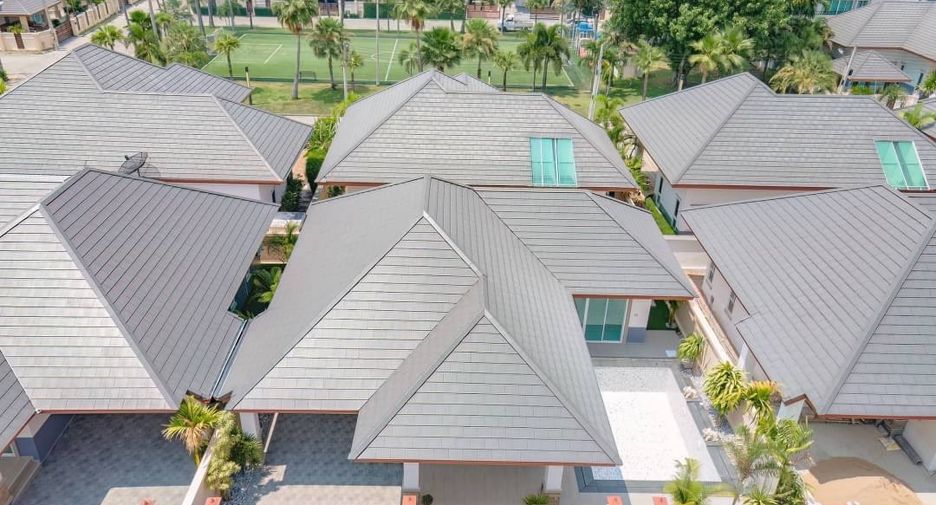 À vendre 4 chambres maison à Huay Yai, Pattaya