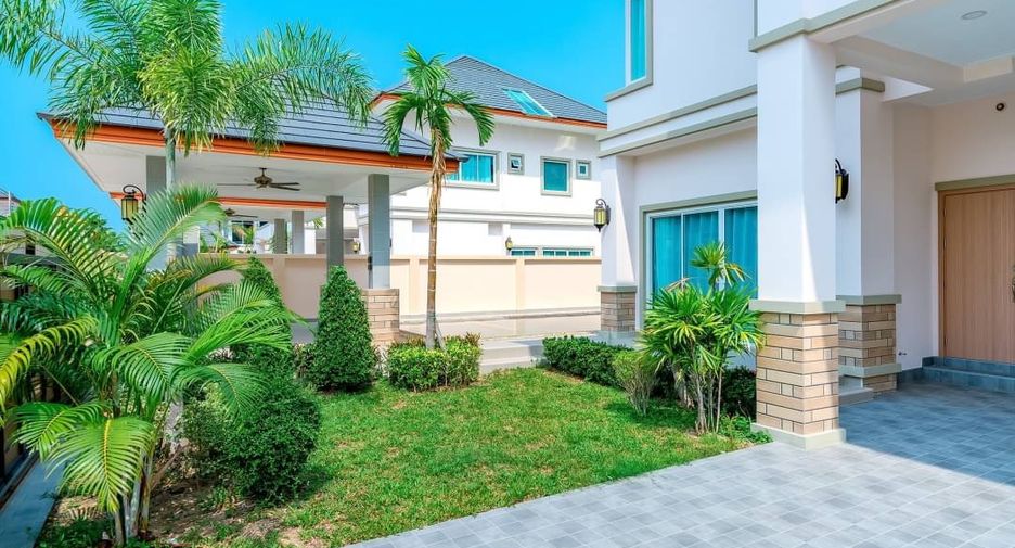 À vendre 4 chambres maison à Huay Yai, Pattaya