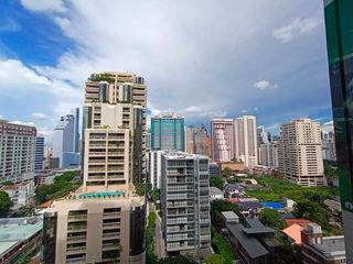 For rent 3 ベッドルーム condo in Khlong Toei, Bangkok