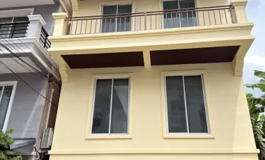 For rent 3 bedrooms house in Phaya Thai, Bangkok