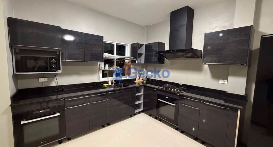 Haus zur Miete mit 3 Zimmer in East Pattaya, Pattaya