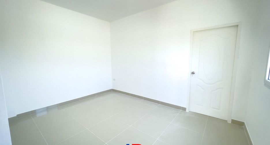 Reihenhaus zum Kauf mit 2 Zimmer in Sam Phran, Nakhon Pathom