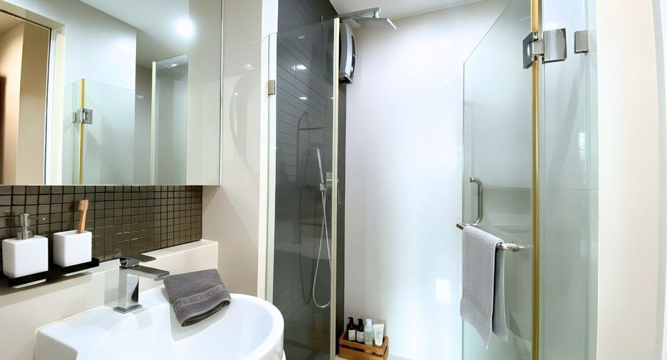 Condo en alquiler de 1 habitaciones en Phra Khanong, Bangkok