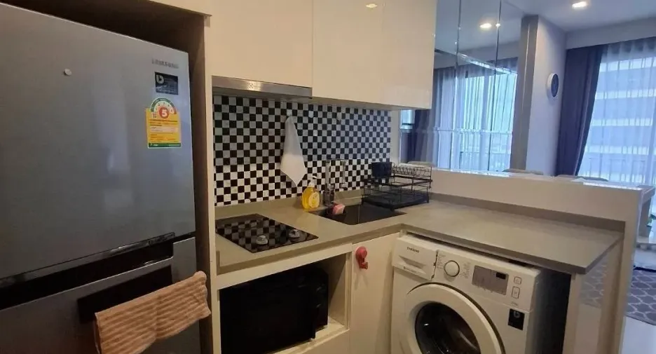Wohnung zur Miete mit 1 Zimmer in Watthana, Bangkok