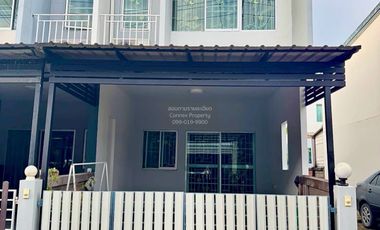 For sale 2 bedrooms townhouse in Khlong Luang, Pathum Thani