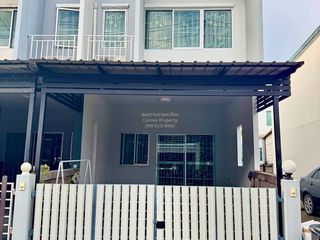 For sale 2 bedrooms townhouse in Khlong Luang, Pathum Thani