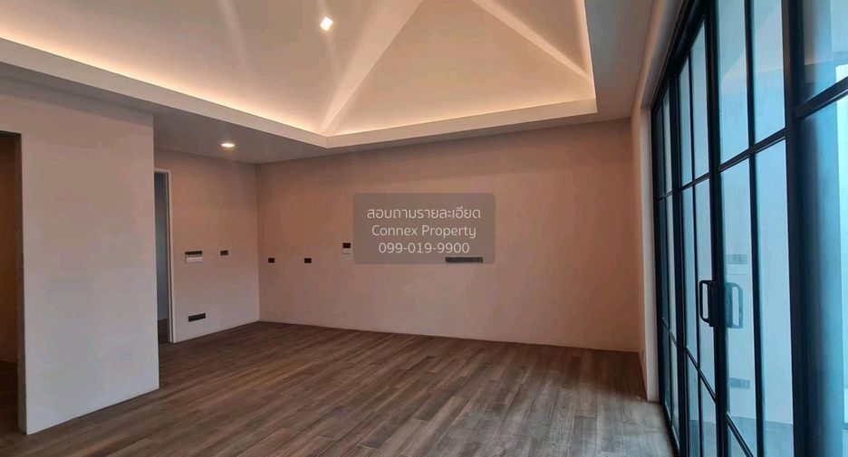 Casa adosada en venta de 5 habitaciones en Bangkok Noi, Bangkok